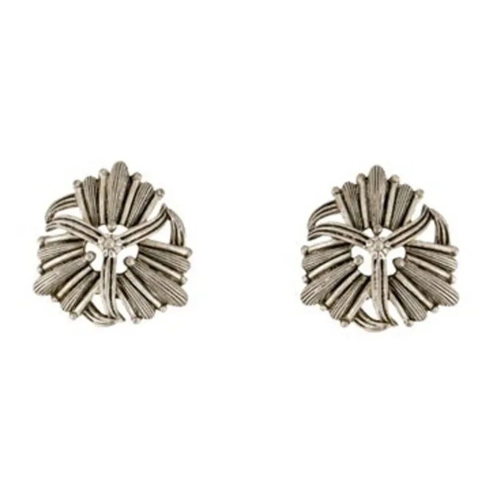 oscar de la renta Authentic Vintage Silver Flower Clip On Earrings